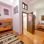 Mi Casa Es Tu Casa - Shkodra Backpackers Hostel